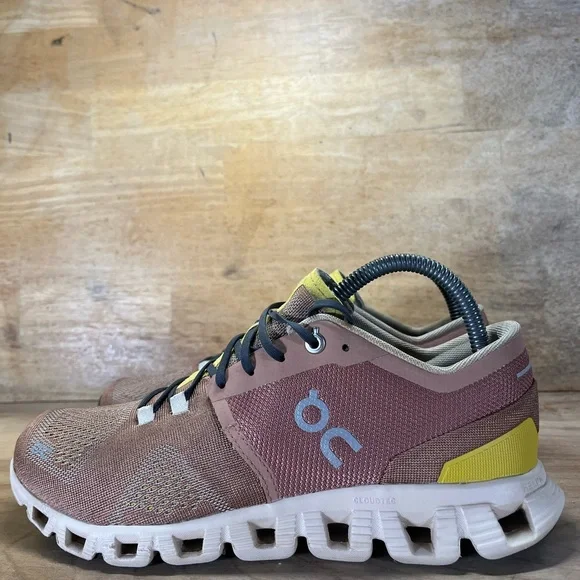 On Cloud X REFLECTIVE Womens Size 8.5 Running Shoes Sneakers Mocha Brown Sand - Picture 4 of 12